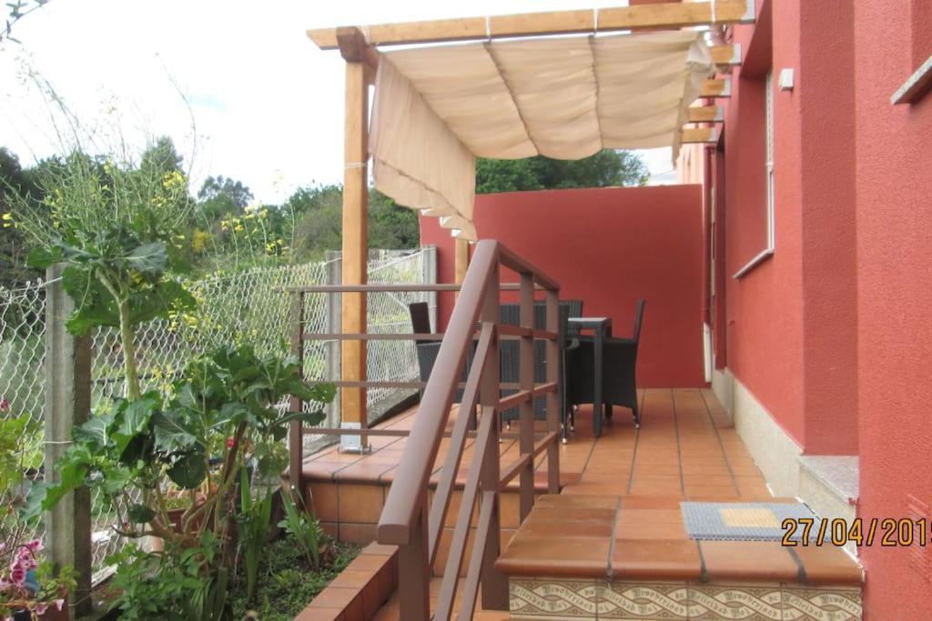 Apartamento Con Terraza Y Vistas Al Mar Bueu Exterior photo